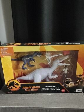 Mattel Jurassic World Chaos Theory White Dinosaur and Blue Companion Playset